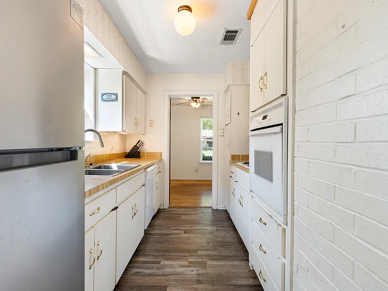 4765 Stallcup Dr — Photo 12
