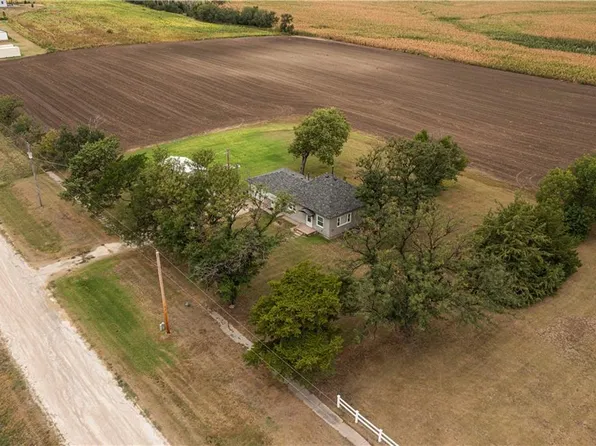 411 W Main St, Prairie View, KS 67664