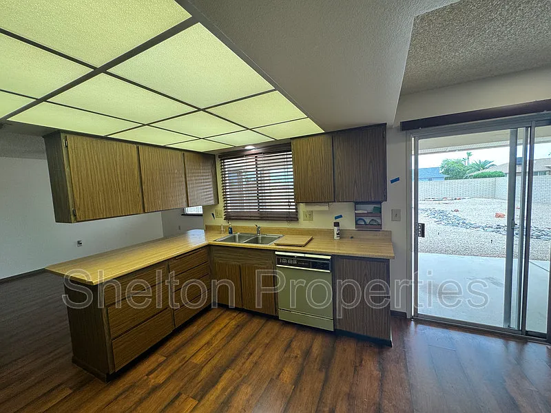 2 bed, 2.0 bath, 1610 sqft, $1,950 — Photo 4