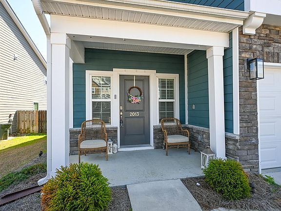 2nd image of 2013 Springdale Ln