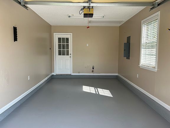 5th image of 3309 Kentshire Dr