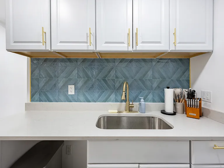 1523 E Madge Ave #1 — Photo 8