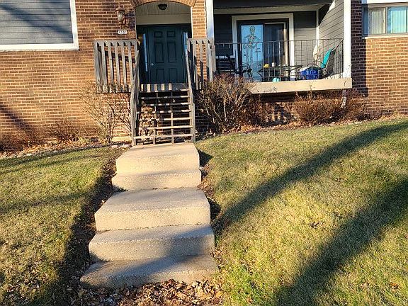 3rd image of 4521 S Ahmedi Ave