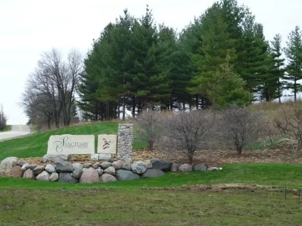 1561 W Longwood Dr Lot 32, Woodstock, IL 60098