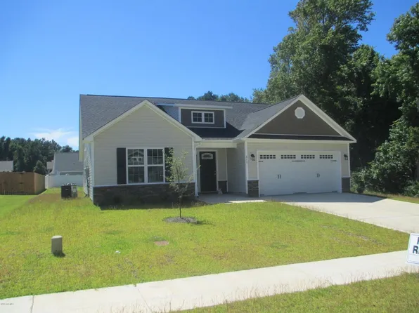 813 Fort Sumter Way, Swansboro, NC 28584