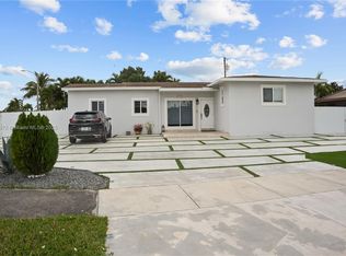 12481 SW 191st Ter, Miami, FL 33177