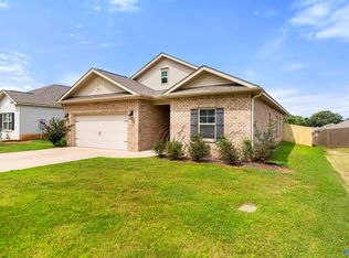 114 Branton Ct, New Market, AL 35761