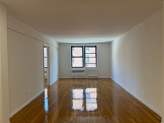 4th image of 108-49 63rd Ave #4R