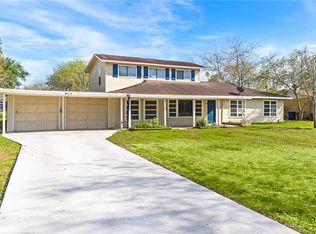 411 Rolling Acres Dr, Corpus Christi, TX 78410