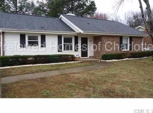 8218 Country Oaks Rd, Charlotte, NC 28227