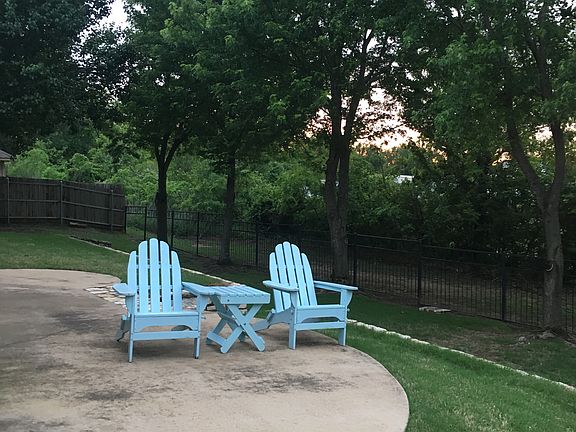 Park-like backyard