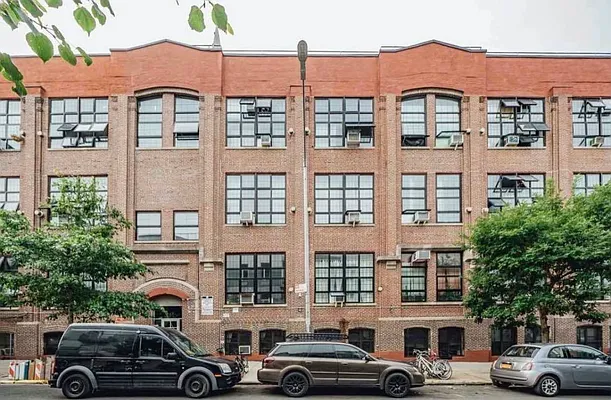 Rented by Carnegie Management Inc | media 11