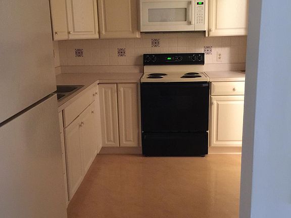 3rd image of 7209 S Churchill Pl Unit F