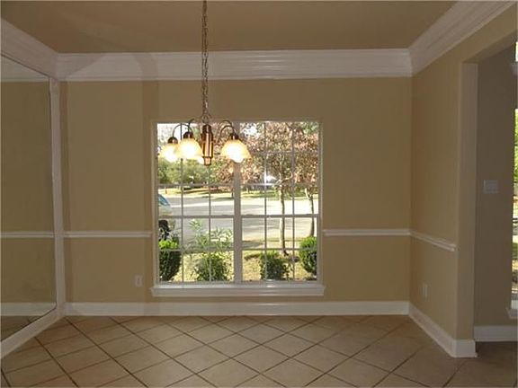 5th image of 6518 Canyon Pointe Ln