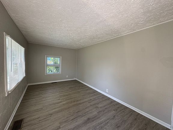 2nd image of 2453 N Goodlet Ave