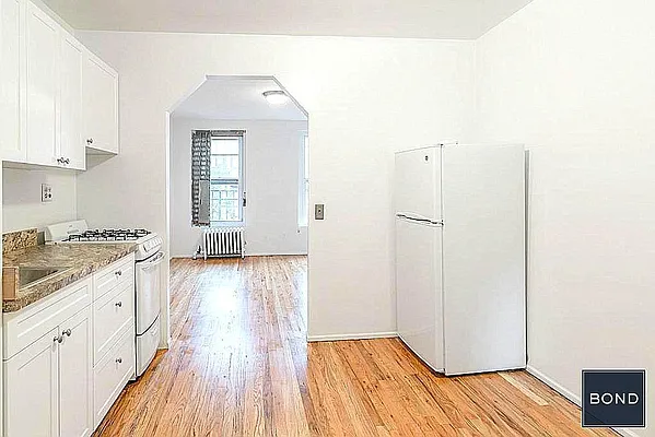 Rented by Bond New York | media 12