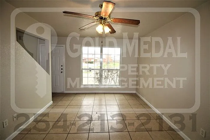 2 bed, 1.5 bath, 1000 sqft, $750 — Photo 4