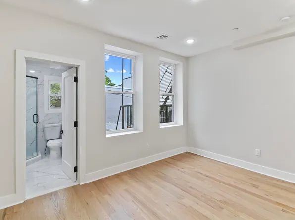 161 New York Avenue image 3 of 10