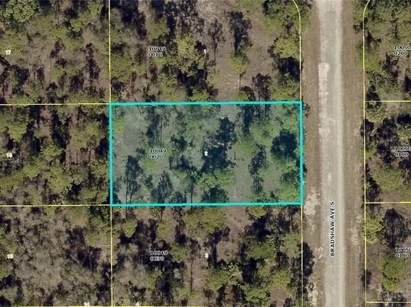 1034 Bradshaw Ave S, Lehigh Acres, FL 33974