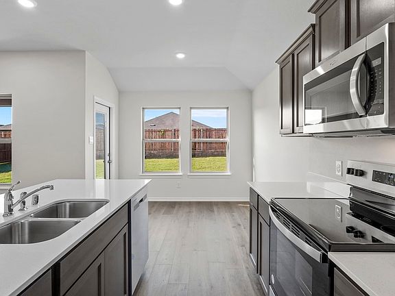 7th image of this home