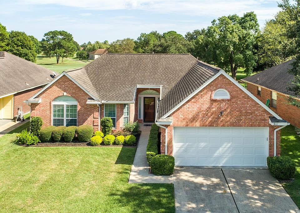 1st image of 911 W Peach Hollow Cir