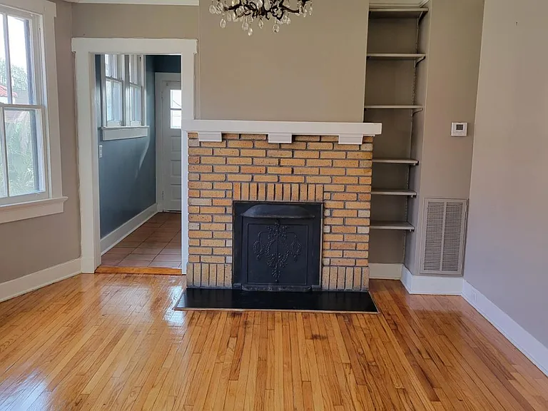 932 Picheloup Pl — Photo 7