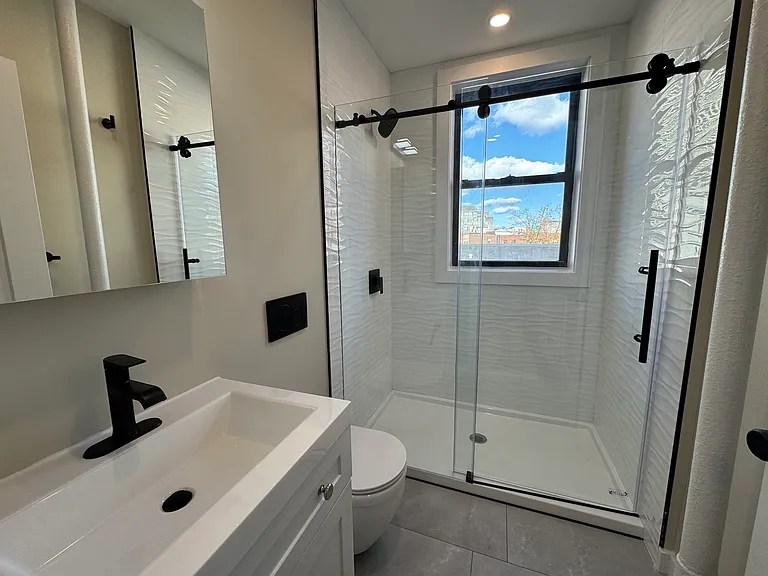 Waldorf Lofts — Photo 42