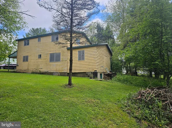 81 Timber Ln, Oakland, MD 21550