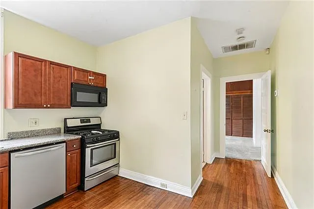 7516 Willow St — Photo 11