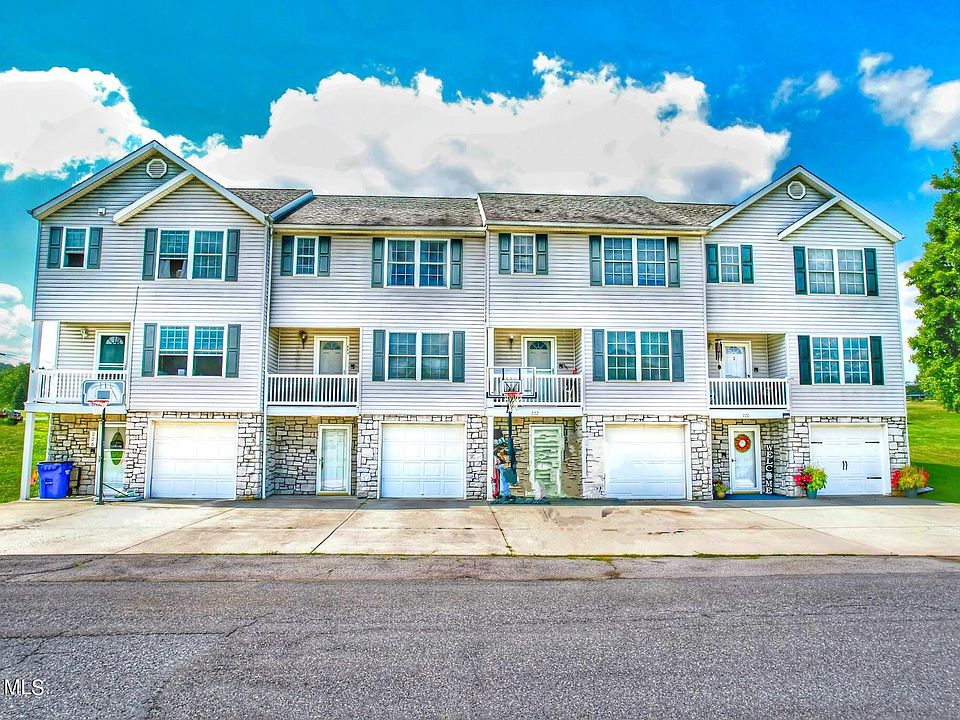 1st image of 224 McCreary Ln