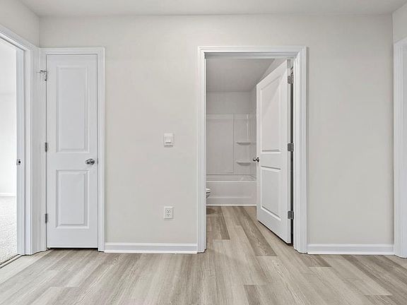 4th image of 206 Pristine Dr