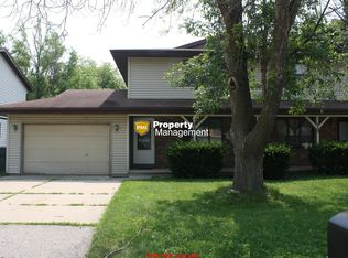 2033 W Jonathon Dr, Appleton, WI 54914