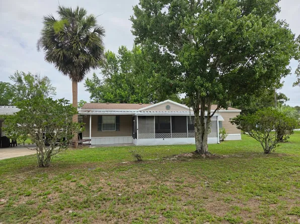 126 Iowa St, Crescent City, FL 32112