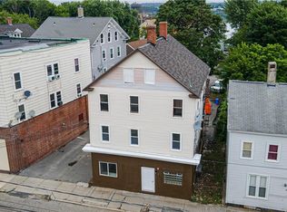 203 Arnold St, Woonsocket, RI 02895