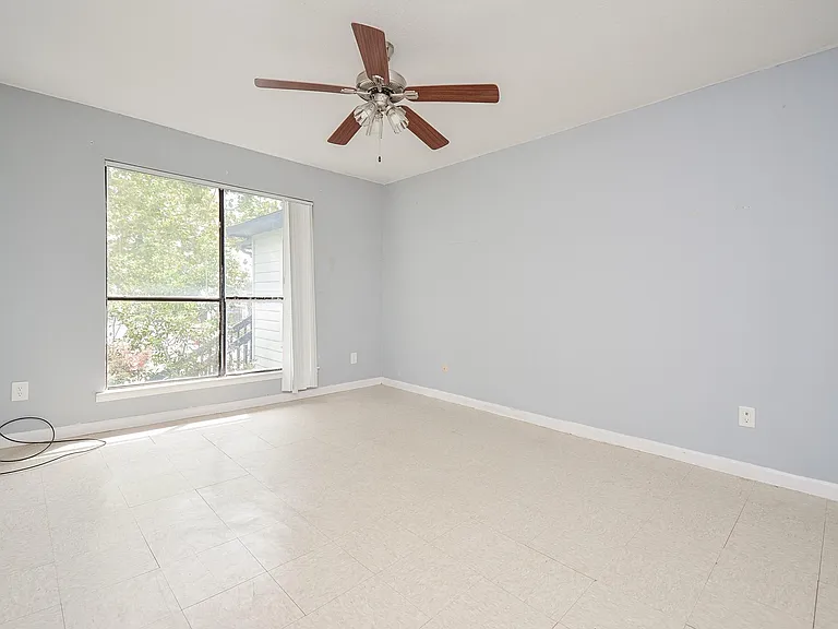 9009 Richmond Ave #411 — Photo 16