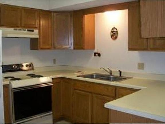 2nd image of 2601 Kenzie Ter APT 503