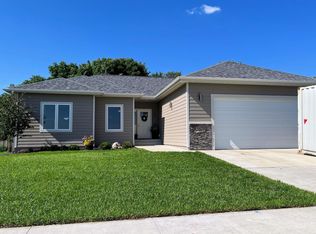209 Lexington St, Elk Point, SD 57025