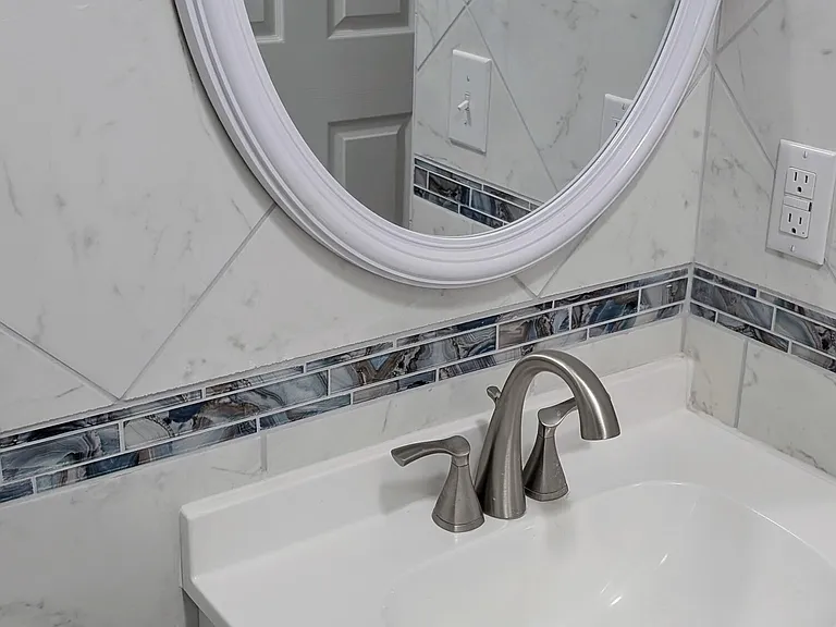 1005 Shades Pl — Photo 16