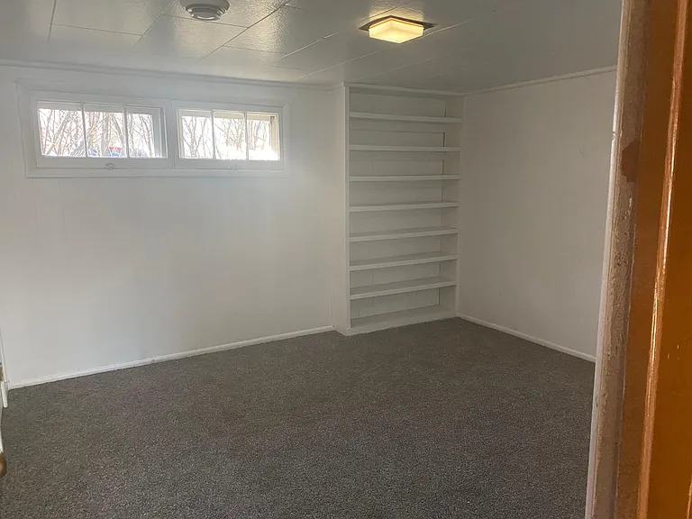 1st bedroom