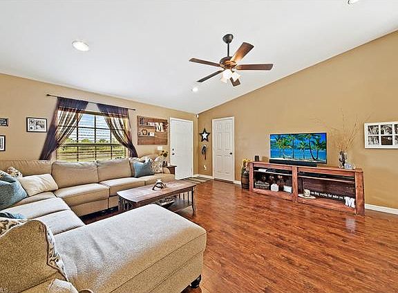 3rd image of 4155 43rd Ave NE