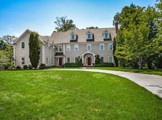 27 Burr Farms Rd, Westport, CT 06880