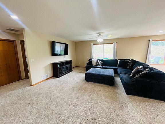 4th image of 506 N 34th St