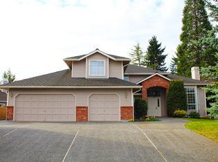 12413 NE 162nd St, Woodinville, WA 98072