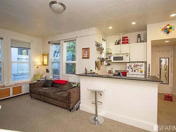 5th image of 1025 Steiner St