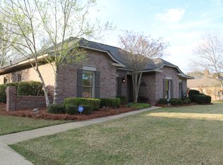 9519 Heathrow Dr, Montgomery, AL 36117