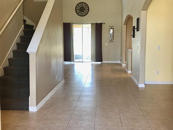 2nd image of 2656 Patrician Cir