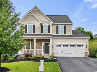 4064 Bentwood Dr, Canonsburg, PA 15317