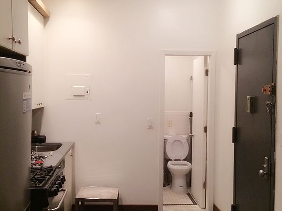 2nd image of 2 Ave E 88 St #Studio