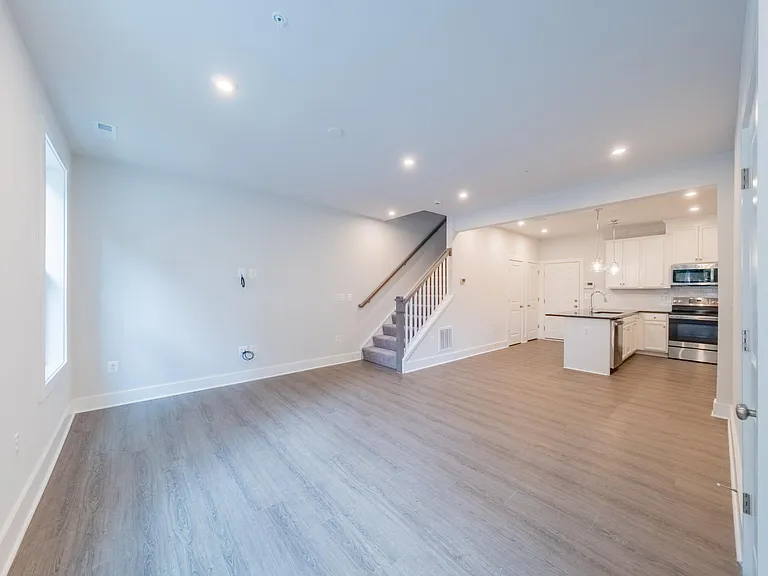 1105 N Lombardy St #A — Photo 18