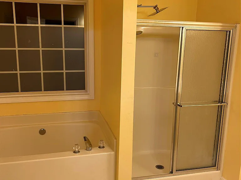60 Parc Ct — Photo 21